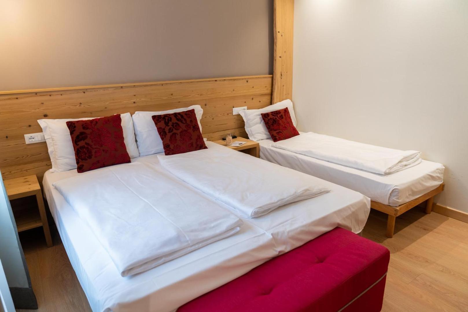 Al Sole Mountain Chic Hotell Folgaria Rum bild