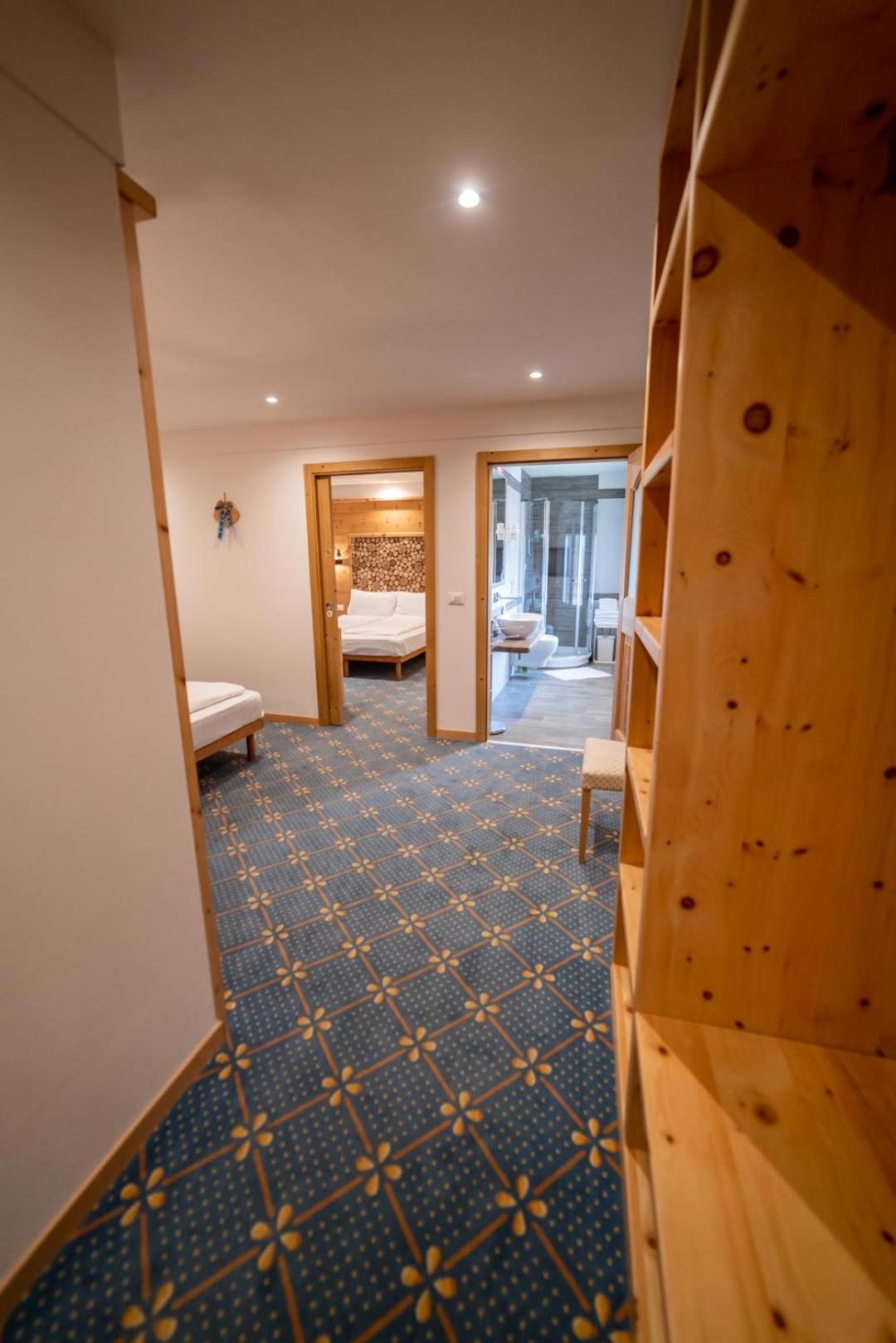 Al Sole Mountain Chic Hotell Folgaria Rum bild