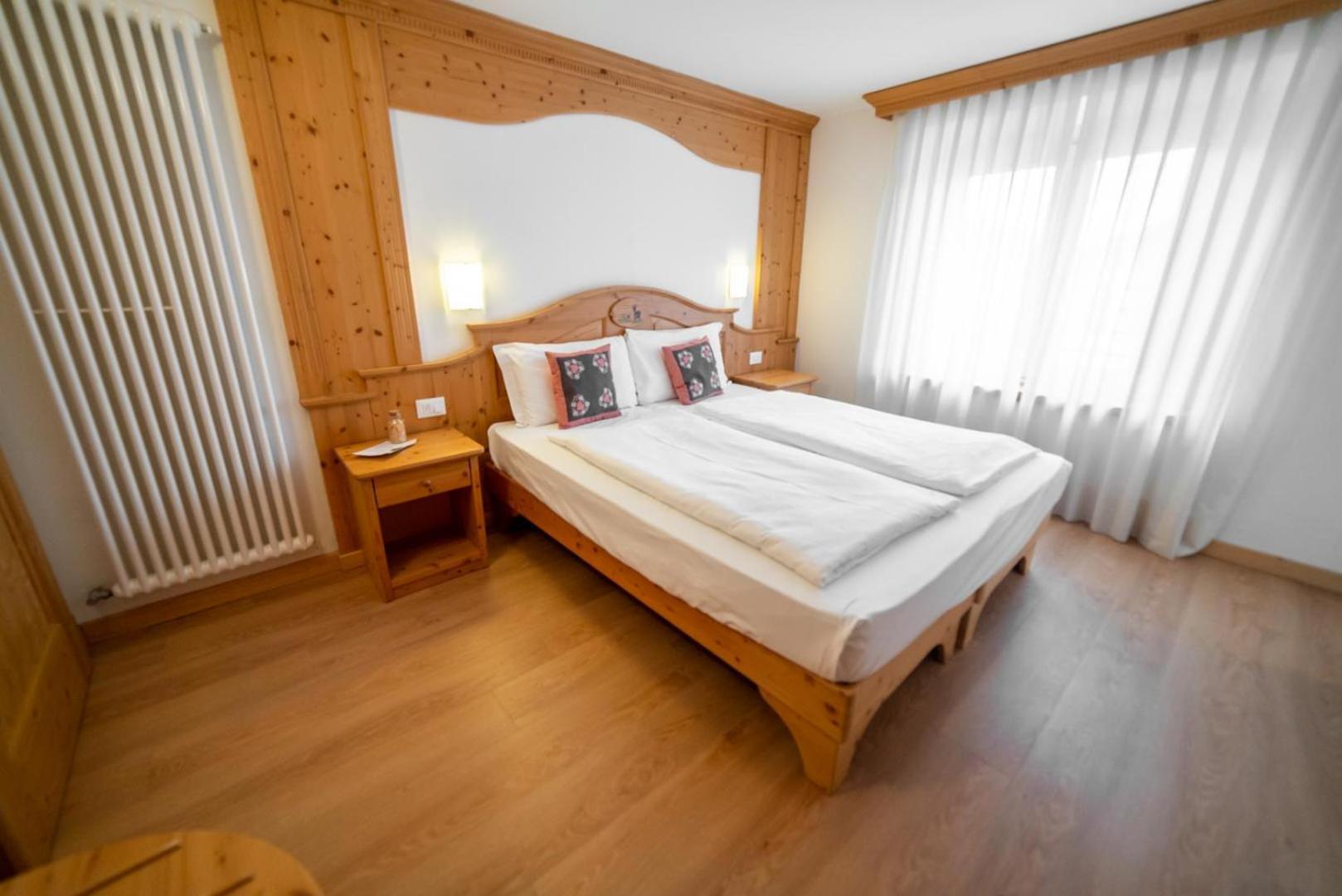 Al Sole Mountain Chic Hotell Folgaria Rum bild